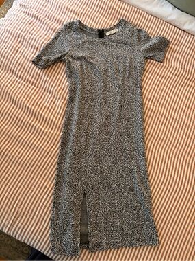 LOFT Black & White Printed Short-Sleeve Midi Dress